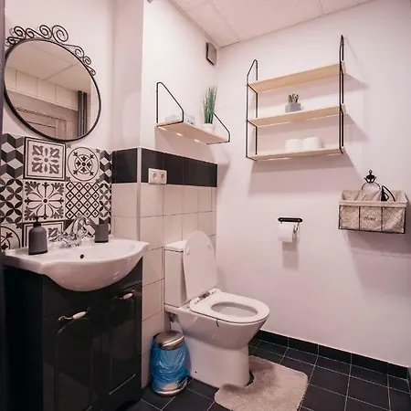 Xenocrat Apartment